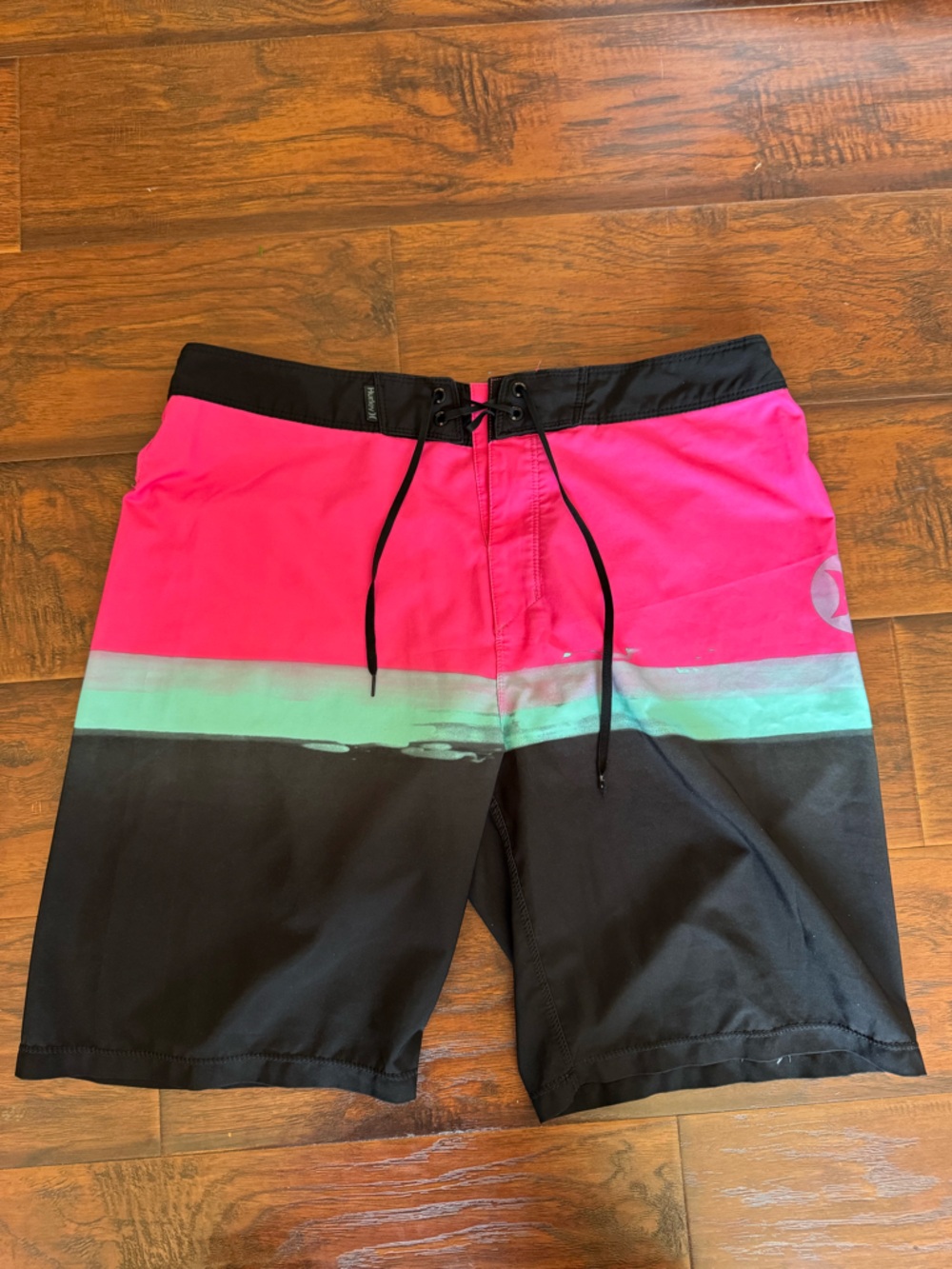 Hurley Pink and Black Board Shorts W32
